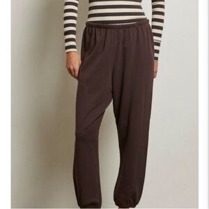 Perfectwhitetee sz XS Johnny jogger sweatpants